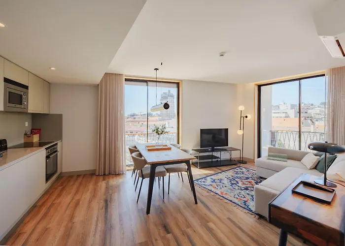 Feel Porto Firmeza Coworking & Flats