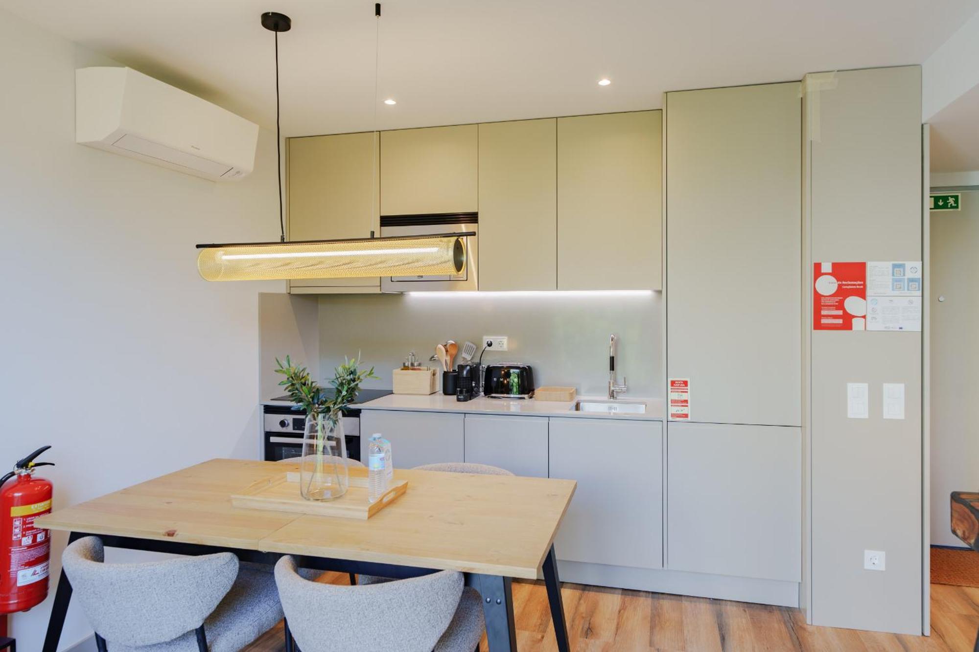 Feel Firmeza Coworking & Flats Apartament